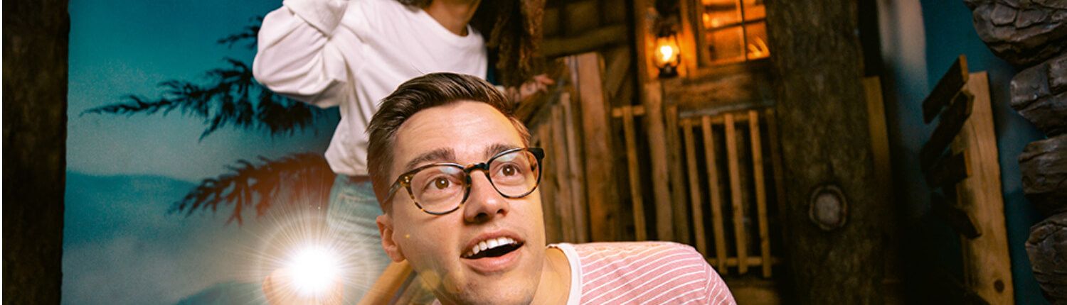 two people playing an escape room at the escape game