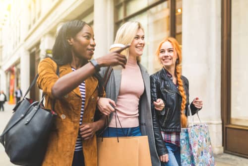 women shopping